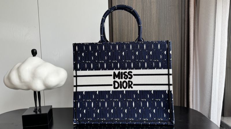 Christian Dior Shopping Bags